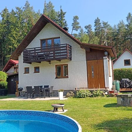 Chata Marecek - V Lesni Osade U Reky Luznice Skalice Exterior foto